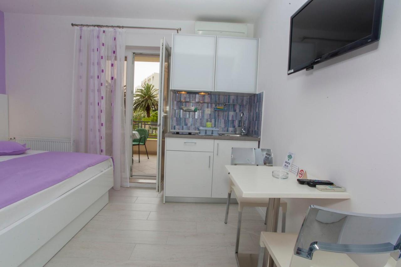 Villa Alesa Tučepi Exteriör bild