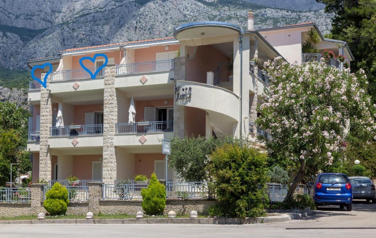 Villa Alesa Tučepi Exteriör bild