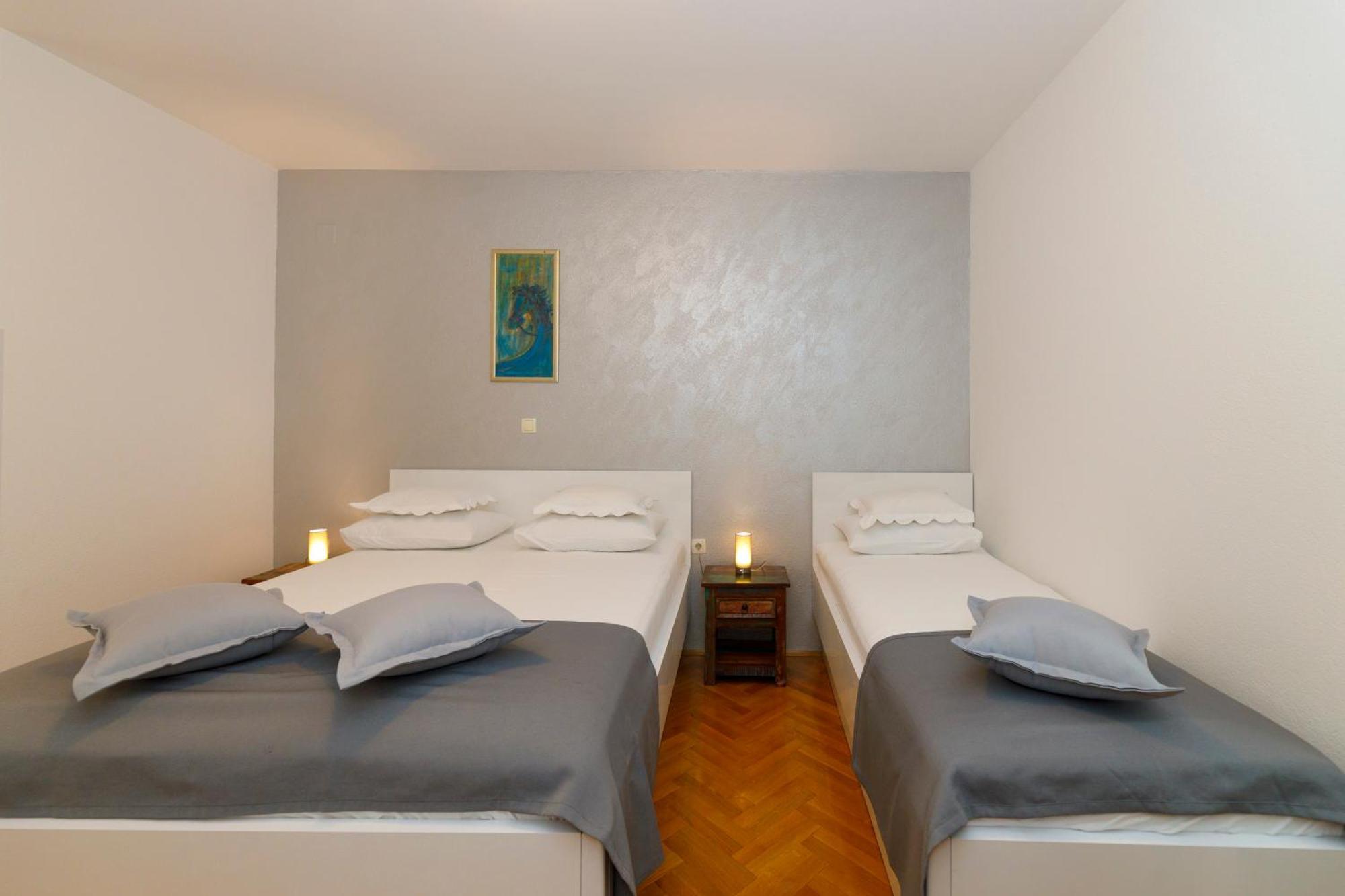 Villa Alesa Tučepi Exteriör bild